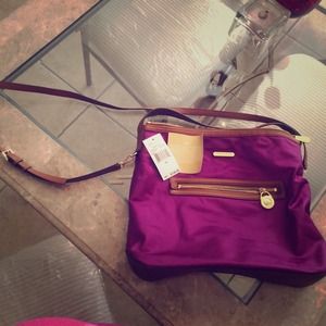 Michael kors kempton nylon purple cross body