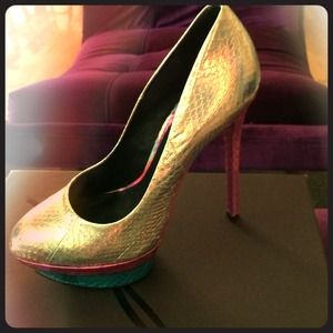 Brian Atwood Fontanne Pump
