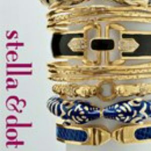 Promotional Picture :Stella & Dots