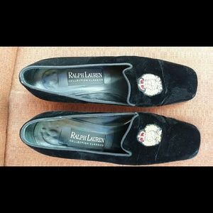 20% off! Vintage Ralph Lauren Classic pumps