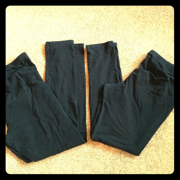 ❌SOLD2 Maternity leggings!