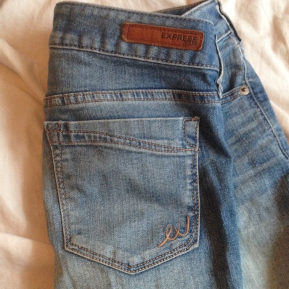 SOLD - Picture 3 of 4