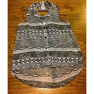 Tribal top