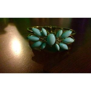 Light blue jewel bangle