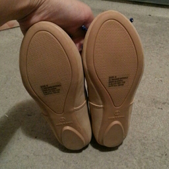 Flats - Picture 2 of 2
