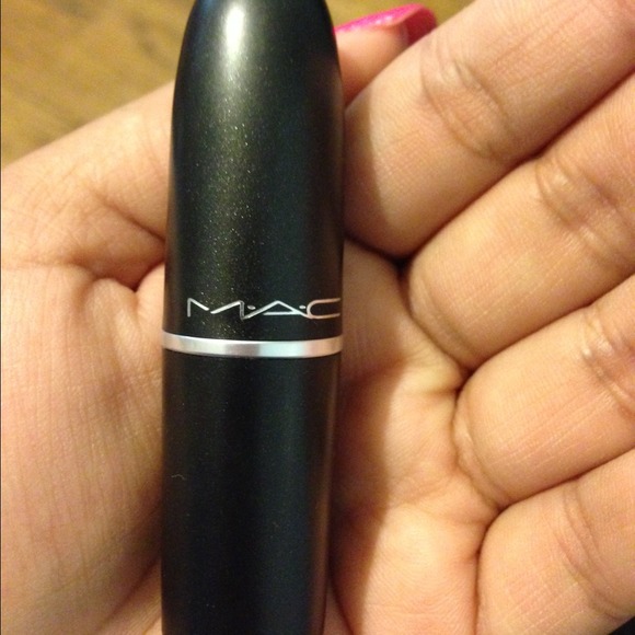 Mac Rocker Lipstick SOLD - Picture 2 of 4