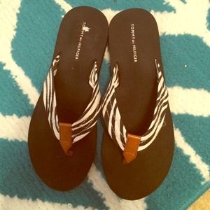 Tommy Hilfiger flip flops
