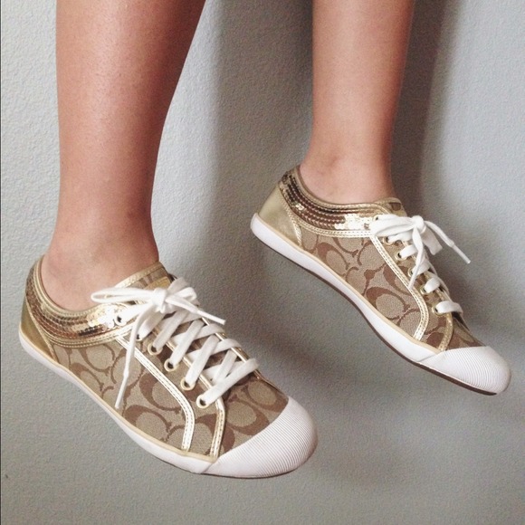 🎉 LAST CHANCE 🎉 Coach Sneakers