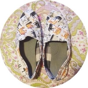 LIMITED EDITION Elephant TOMS