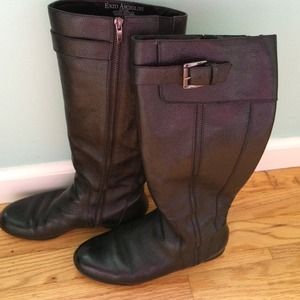 Below the knee black Enzo Angiolini boots