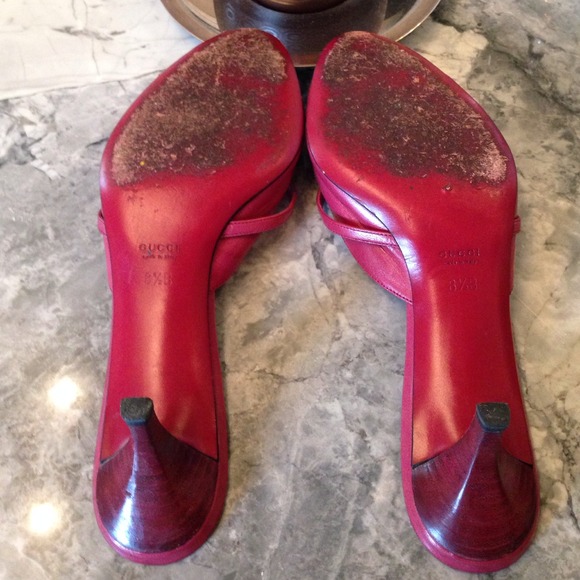 *SOLD*TRADESY*GUCCI heels - Picture 4 of 4