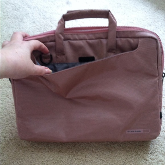 🎉🎉GIFTED🎉🎉🌺FREE🌺🌺Stucano laptop bag🌺 - Picture 3 of 4