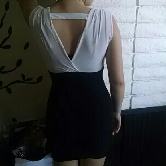 Dress - Picture 2 of 3