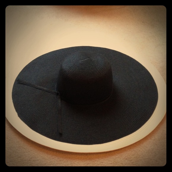 David and Young Floppy Hat