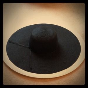 David and Young Floppy Hat