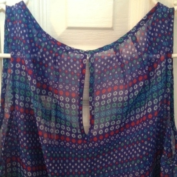 NWT Gap sleeveless shear top XS - Picture 2 of 3