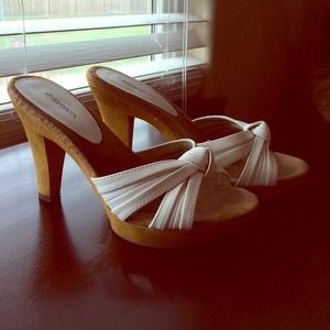 Xhilaration white heel sandals