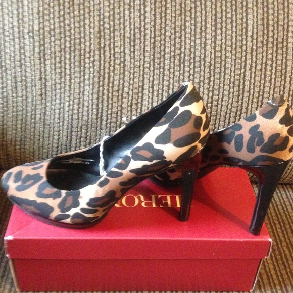 Leopard print heels