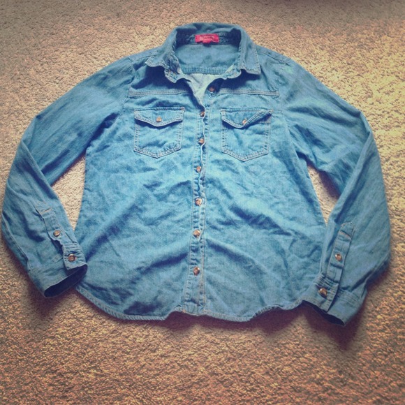 Long Sleeve Button-Up Shirt💖