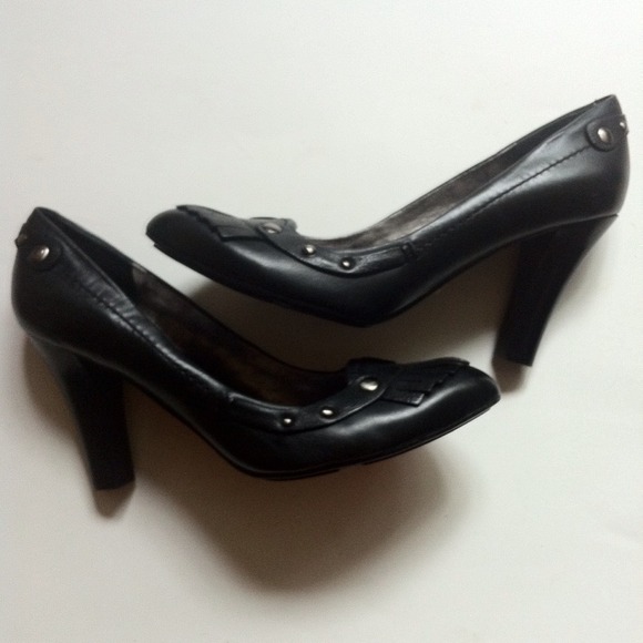 New Black Nine West Pumps