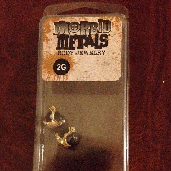 2g anchor Morbid Metal tunnels.