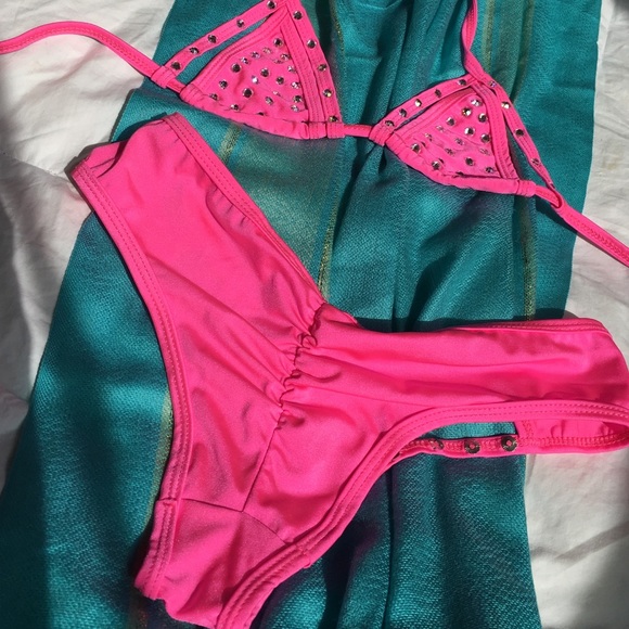 Rare pink J valentine rhinestone bikini - Picture 3 of 4