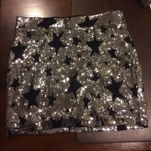 New❕Sequin Black and Silver Mini Skirt