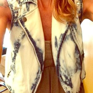 Acid Wash Denim Vest