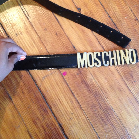 Moschino belt