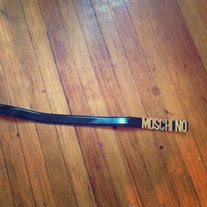 Moschino belt