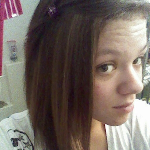Hair extensions - Picture 3 of 3