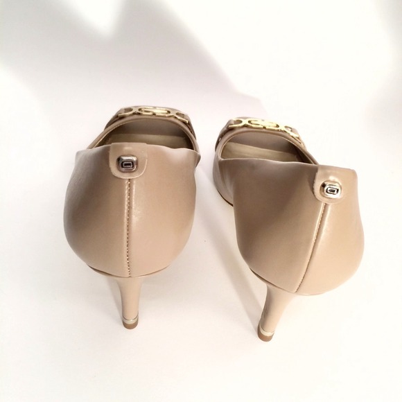 Bandolino Taupe Peep Toe Pump NWOB - Picture 3 of 4