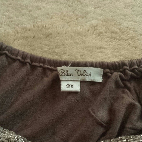 **Sold ** in bundle - Picture 3 of 4