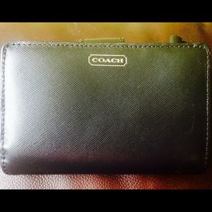 💝Black COACH Wallet🎉 Price Reduced!