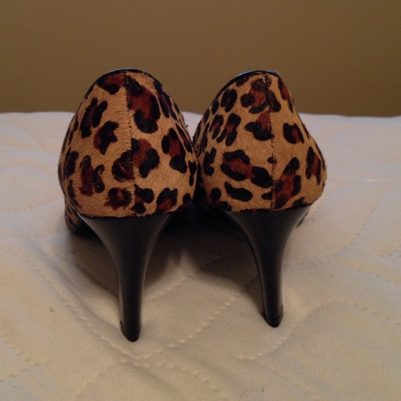 Merona Shoes - NWOT Merona (target) cheetah print heels Merona Shoes - NWOT Merona (target) cheetah print heels
