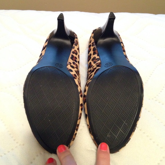 Merona Shoes - NWOT Merona (target) cheetah print heels Merona Shoes - NWOT Merona (target) cheetah print heels