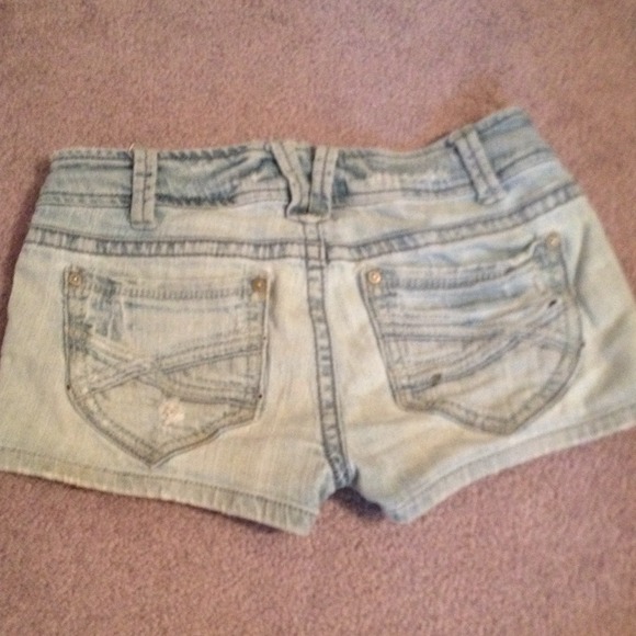 Shorts - Picture 2 of 2