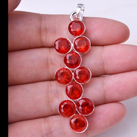 925 Sterling Silver Garnet stone Pendant