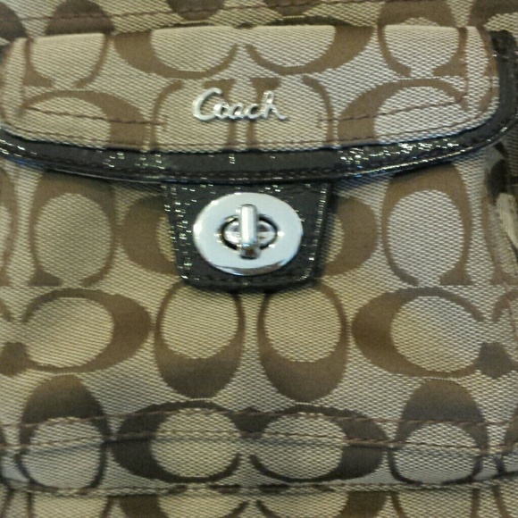 Coach Cross-body purse - Picture 2 of 4