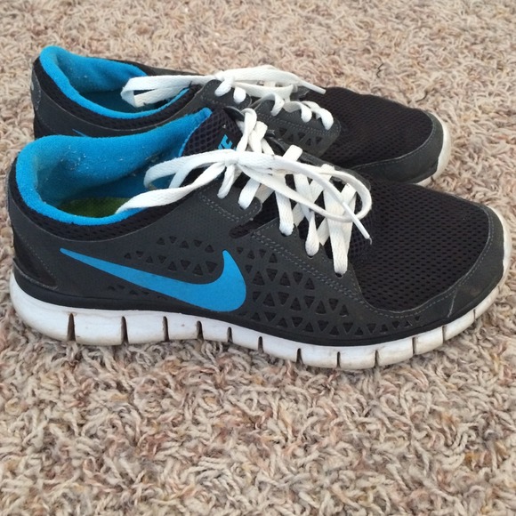 Nike Free Runs