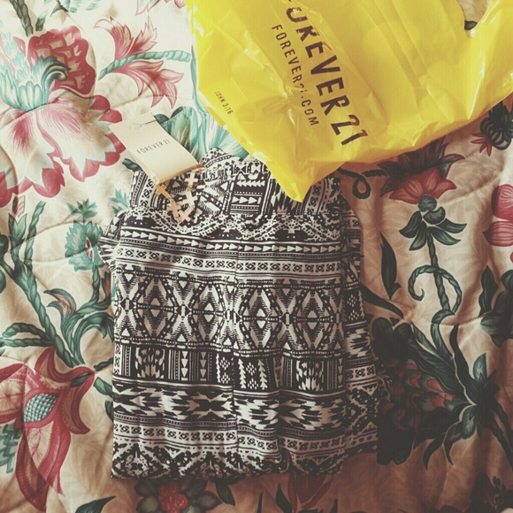 Tribal Print Slit Maxi Skirt