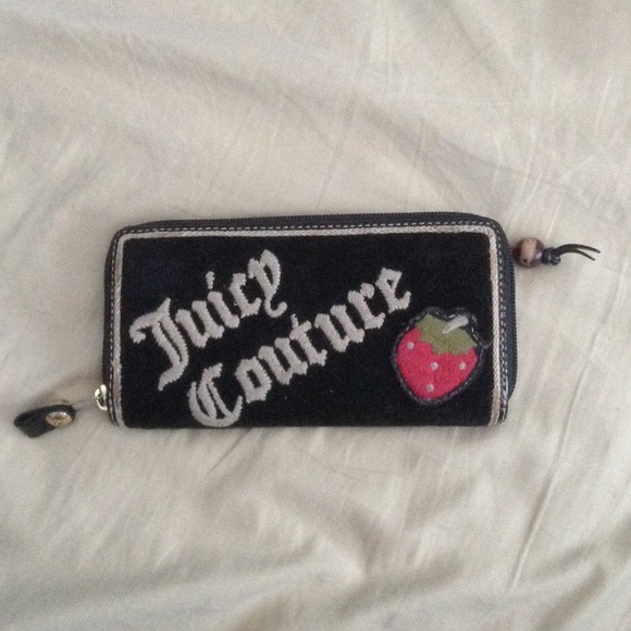 Clutches & Wallets - Juicy Couture Wallet