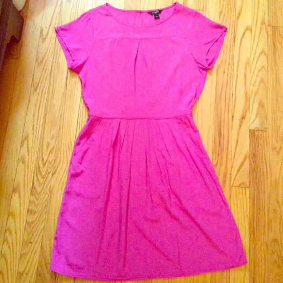 SOLD: Adorable pink Jcrew dress