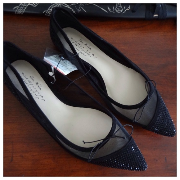 Zara Shoes - Black ZARA WOMAN flats (comfortable)