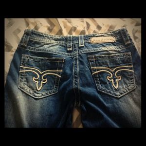 SOLD in Bundle Rock Revival Capris