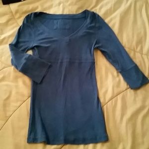 FREE Blue V neck