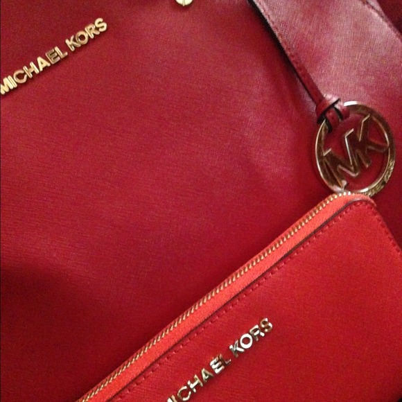 Authentic Michael Kors purse and wallet ❗️SOLD ❗️ - Picture 2 of 4