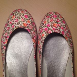 Floral Ballerina Flats