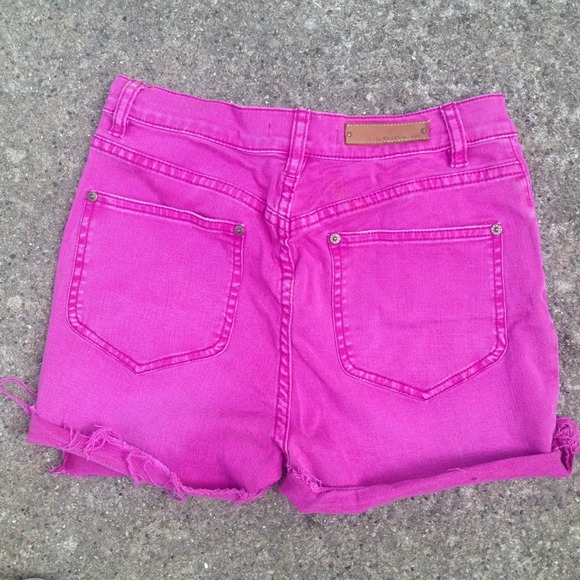 Pink High Waisted Shorts - Picture 2 of 3