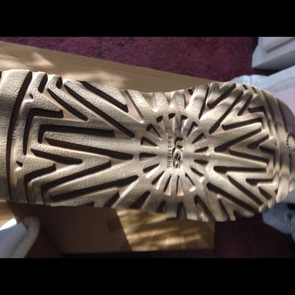 ⛔️Sold⛔️ - Picture 3 of 3